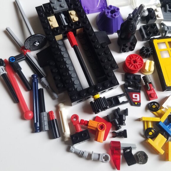 Lego Miscellaneous Parts - Picture 4 of 9